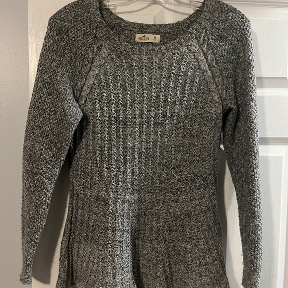 Hollister Knit Peplum style top - Picture 2 of 4